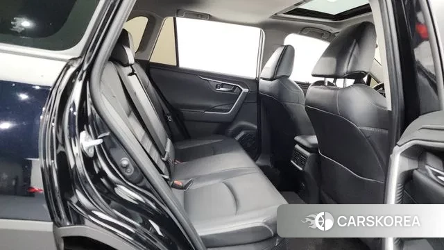 Toyota RAV4 5th Generation 2023 Черный из Кореи, фото 3