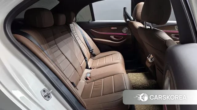 Mercedes-Benz E-Class W213 2020 Белый из Кореи, фото 3