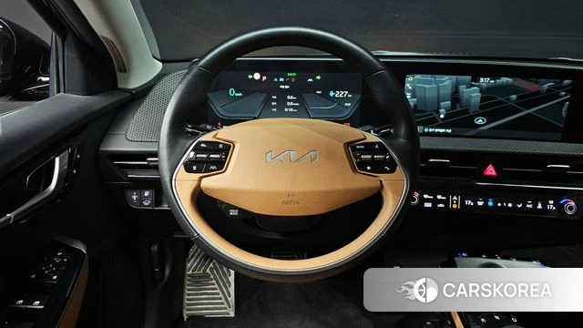 Kia EV6 2023 Черный из Кореи, фото 3