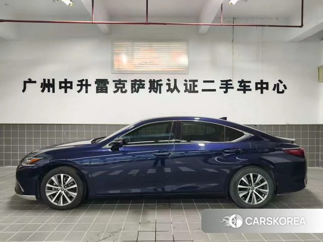 Lexus ES 2021 Синий из Китая, фото 3