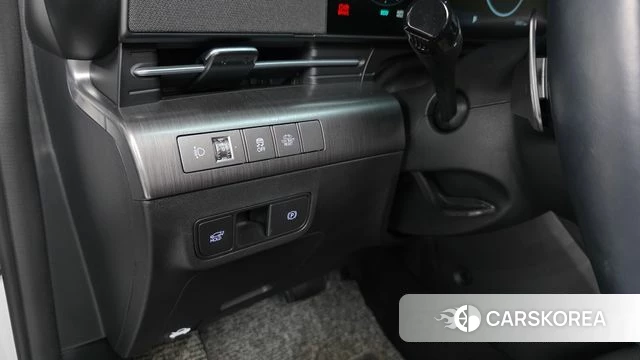 Hyundai Kona Hybrid (SX2) 2023 Белый из Кореи, фото 3