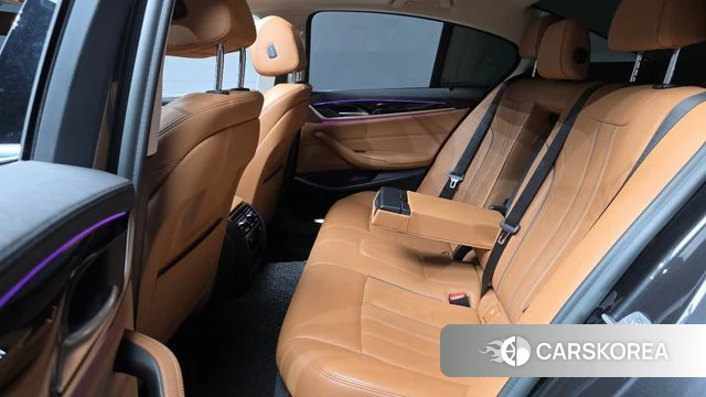 BMW 5 Series (G30) 2019 Серый из Кореи, фото 3
