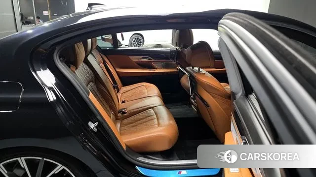 BMW 7 Series (G11) 2019 Черный из Кореи, фото 3