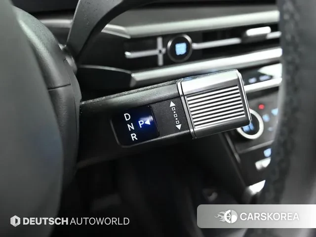 Hyundai Santa Fe (MX5) 2023 Белый из Кореи, фото 3