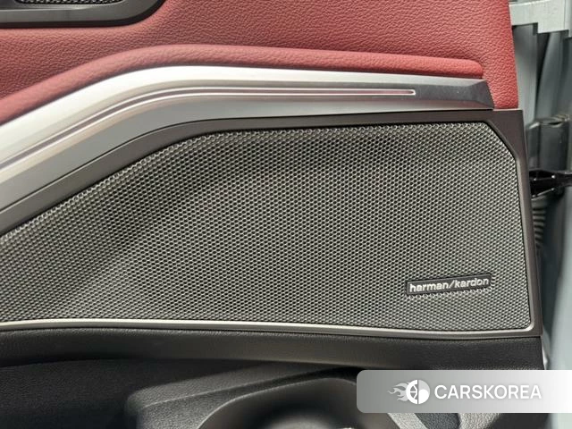 BMW 3 series 2024 Серебристо-серый из Китая, фото 3