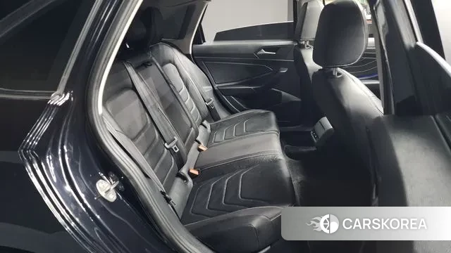 Volkswagen 7th Generation of Jetta 2024 Черный из Кореи, фото 3