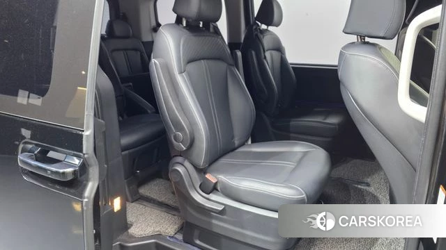 Hyundai Staria 2021 Черный из Кореи, фото 3