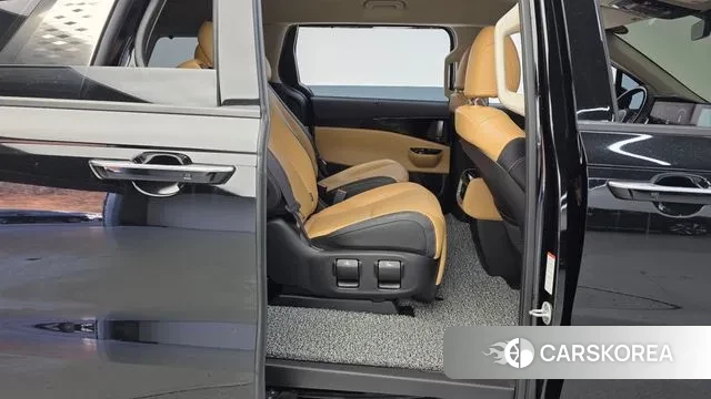 Kia Carnival 4th generation 2022 Черный из Кореи, фото 3