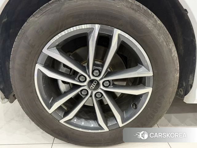 Audi Q3 2023 Белый из Китая, фото 3