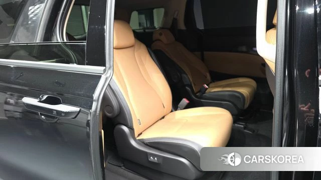 Kia Carnival 4th generation 2022 Черный из Кореи, фото 3