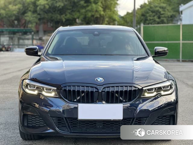 BMW 3 series 2022 Черный из Китая, фото 3