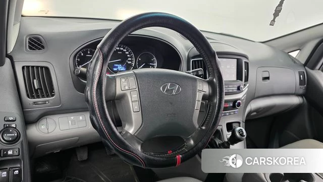 Hyundai The New Grand Starex 2020 Черный из Кореи, фото 3