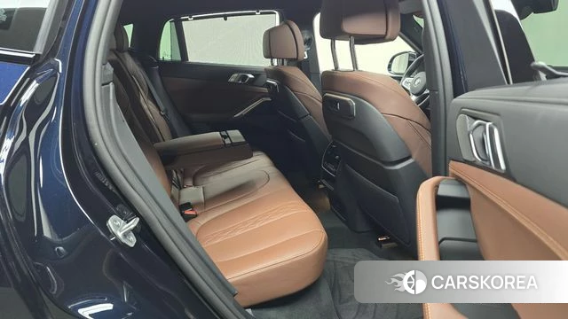 BMW X6 (G06) 2025 Черный из Кореи, фото 3