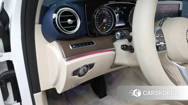 Mercedes-Benz E-Class W213 2019 Белый из Кореи, фото 3