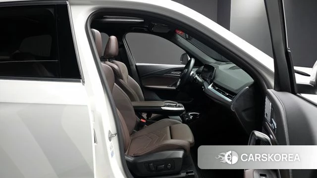 BMW X1 (U11) 2024 Белый из Кореи, фото 3