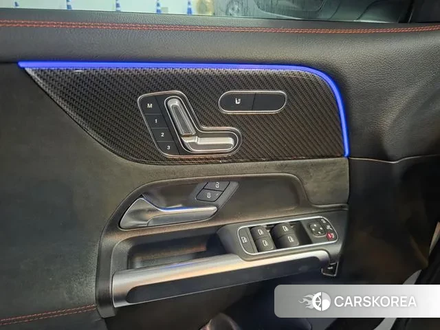 Mercedes-Benz GLB-Class X247 2023 Белый из Кореи, фото 3