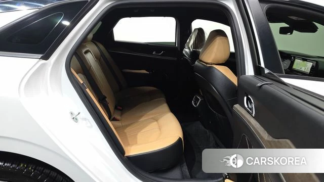 Kia K5 3rd generation 2022 Белый из Кореи, фото 3