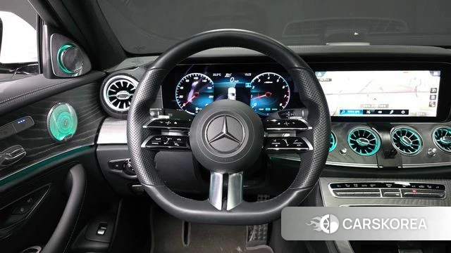 Mercedes-Benz E-Class W213 2021 Белый из Кореи, фото 3