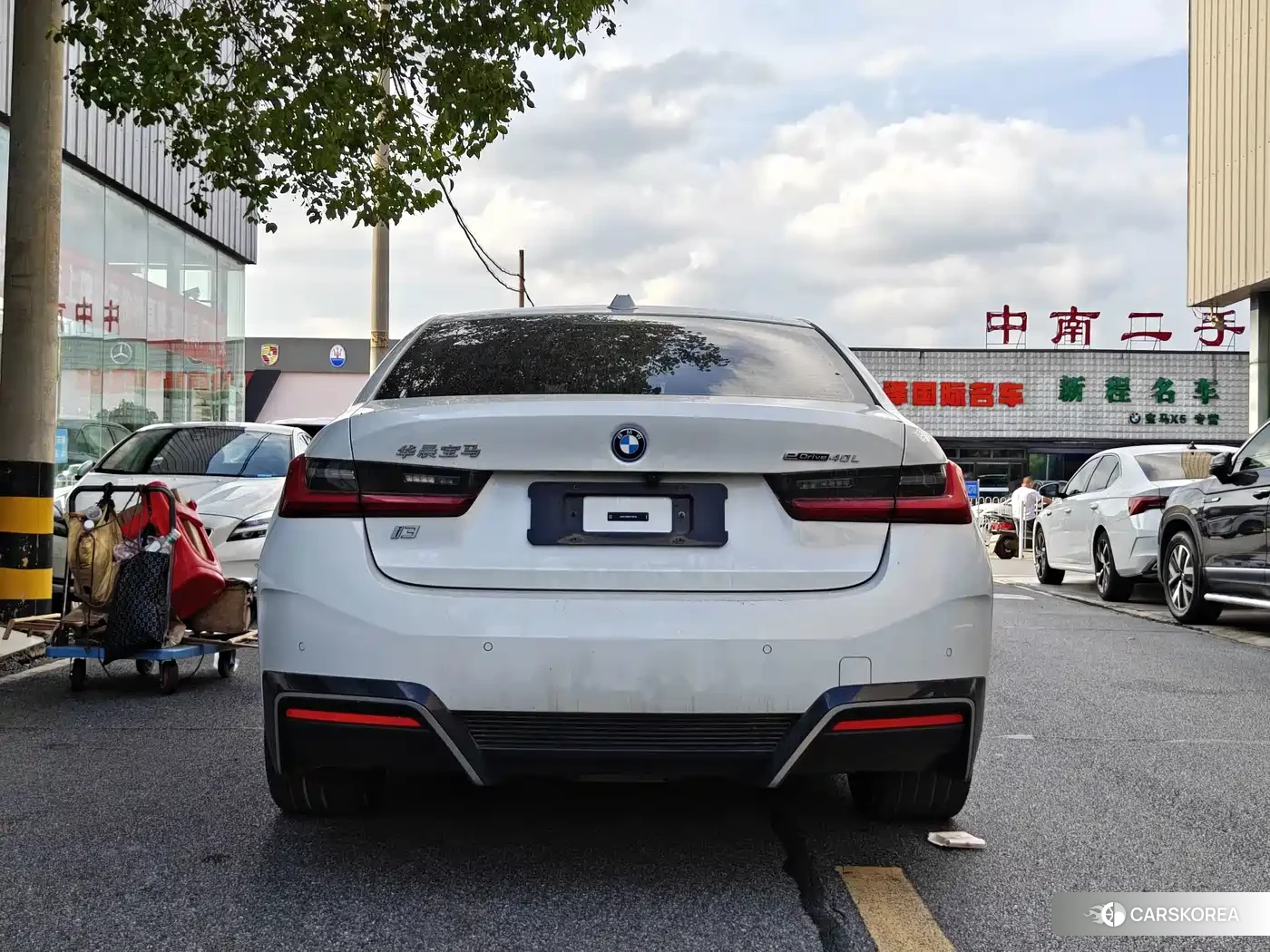 BMW i3 2024 Белый из Китая, фото 3