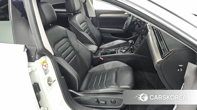 Volkswagen Arteon 2020 Белый из Кореи, фото 3