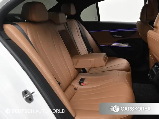 Mercedes-Benz E-Class W214 2024 Белый из Кореи, фото 3