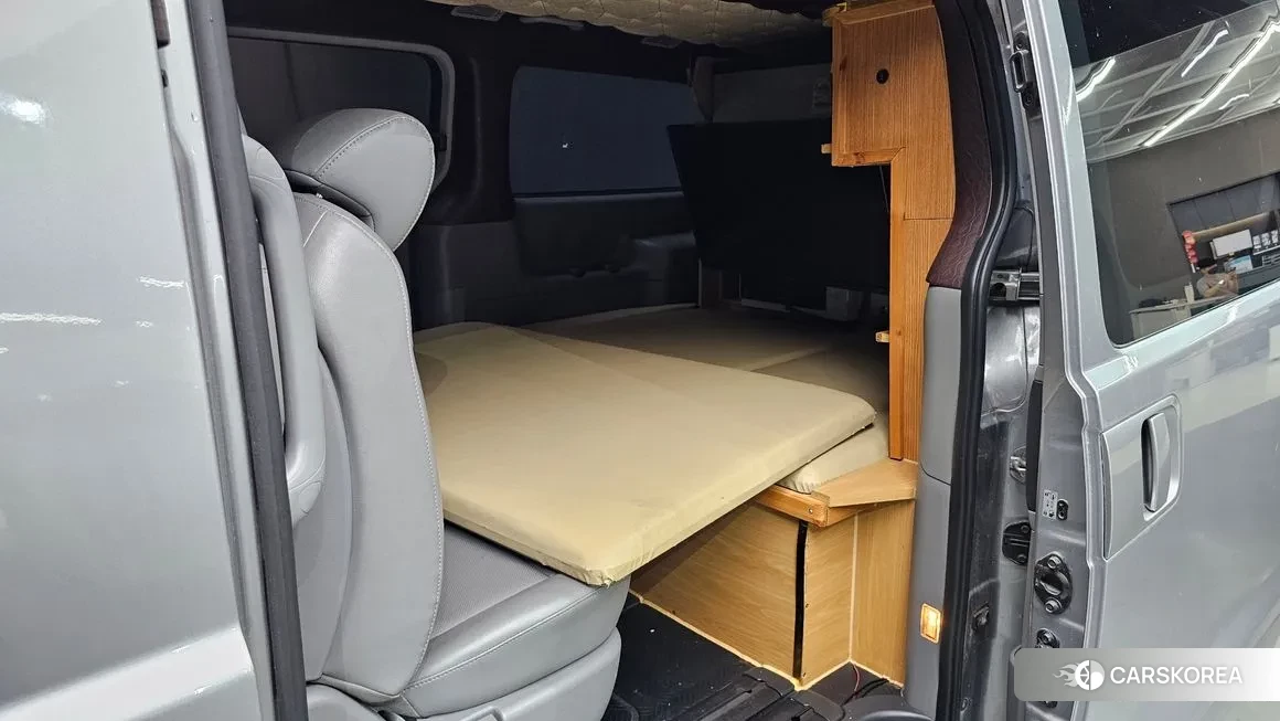 Hyundai The New Grand Starex 2018 Серебряный из Кореи, фото 3