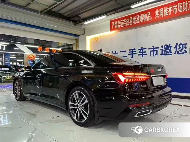 Audi A6L 2021 Черный из Китая, фото 3