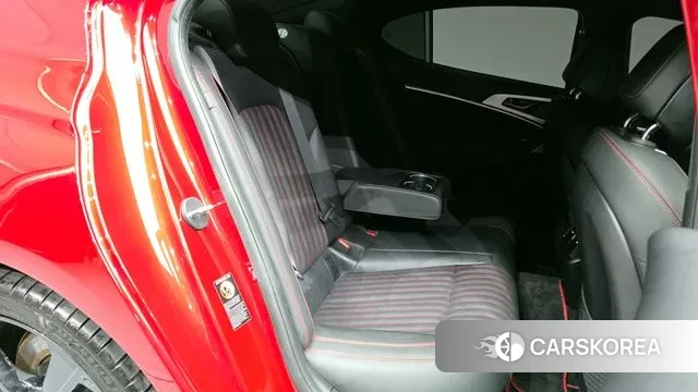 Genesis G70 2020 Красный из Кореи, фото 3