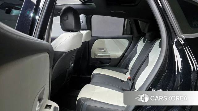 Mercedes-Benz GLA - Class H247 2021 Черный из Кореи, фото 3