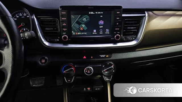 Kia Stonic 2018 Серый из Кореи, фото 3