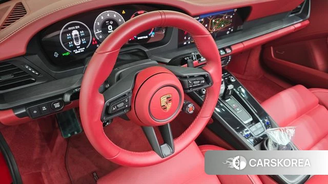 Porsche 911(992) 2025 Красный из Кореи, фото 3