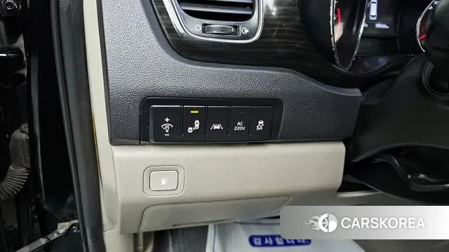 Kia The New Carnival 2018 Черный из Кореи, фото 3