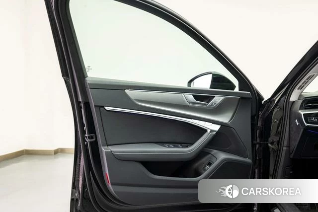 Audi A6 (import) 2024 Черный из Китая, фото 3