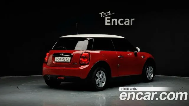 Mini Cooper 2018 Красный из Кореи, фото 3