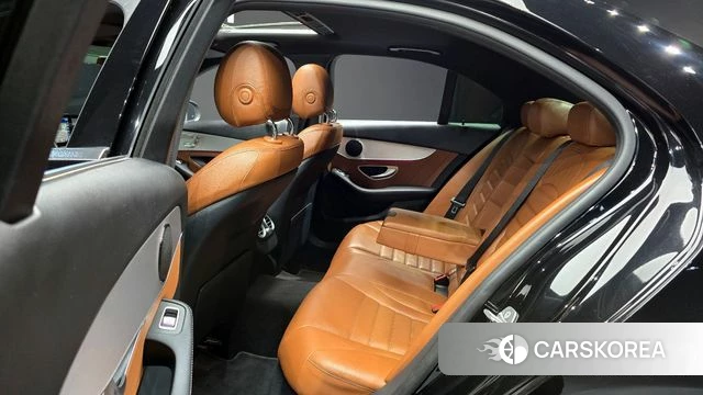 Mercedes-Benz C-Class W205 2021 Черный из Кореи, фото 3