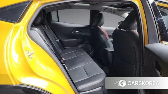 Toyota Prius 5th Generation 2023 Желтый из Кореи, фото 3