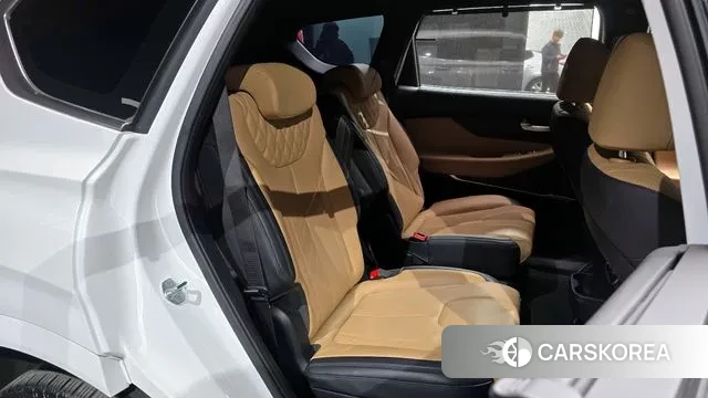 Hyundai The New Santa Fe 2022 Белый из Кореи, фото 3