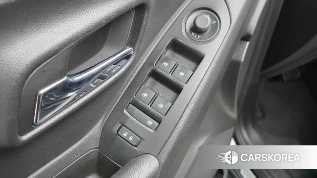 Chevrolet (GM Daewoo) The New Trax 2018 Серый из Кореи, фото 3
