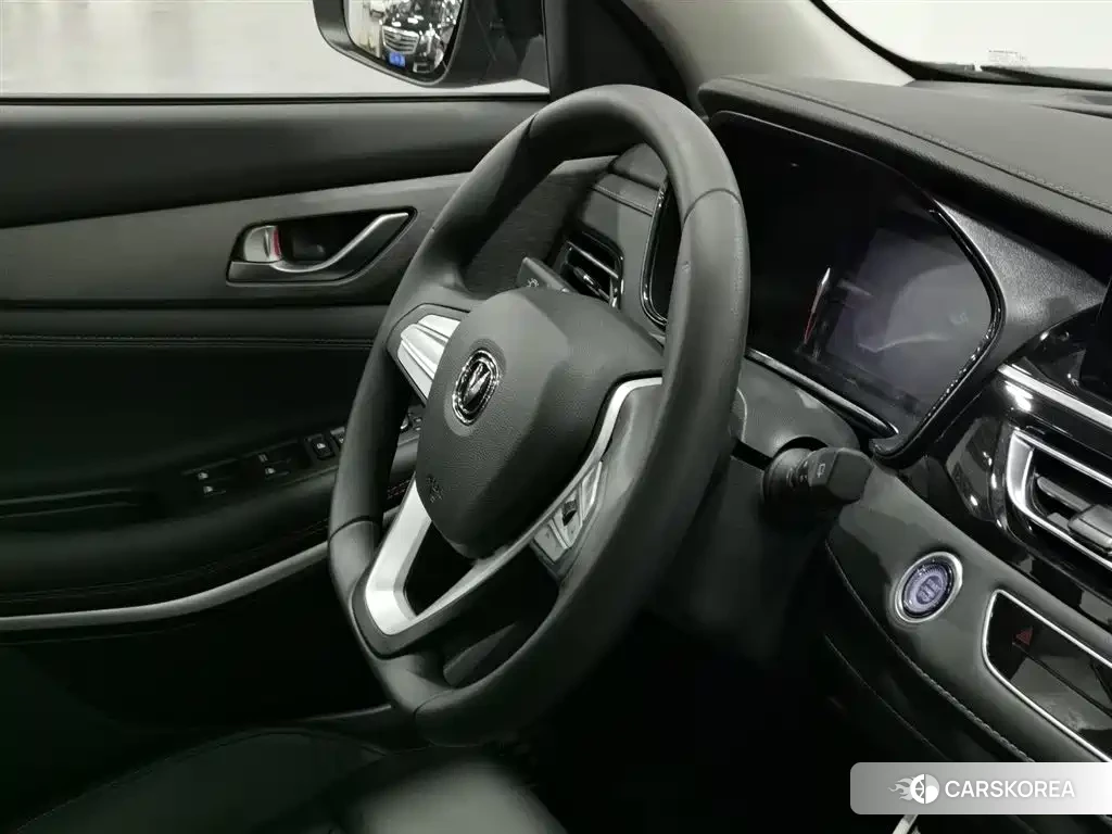 Chang'an Changan CS75 2025 Silver/gray из Китая, фото 3