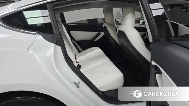 Tesla Model 3 2020 Белый из Кореи, фото 3