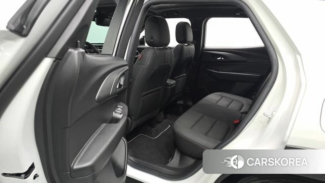 Chevrolet (GM Daewoo) Trailblazer 2022 Белый из Кореи, фото 3