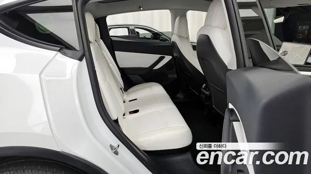 Tesla Model Y 2021 Белый из Кореи, фото 3