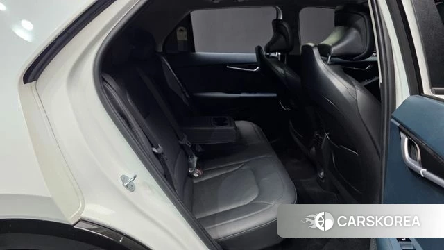 Kia Di Ol Nu Niro 2025 Белый из Кореи, фото 3