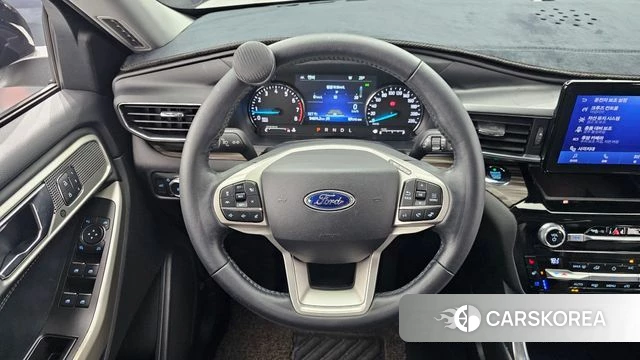 Ford Explorer 6th Generation 2021 Белый из Кореи, фото 3