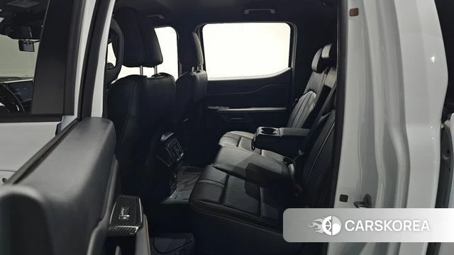 Ford Ranger 4th Generation 2023 Белый из Кореи, фото 3