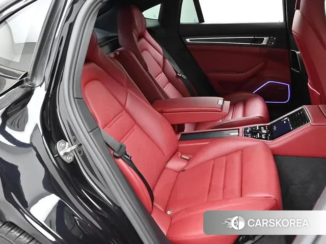 Porsche Panamera (971) 2022 Черный из Кореи, фото 3