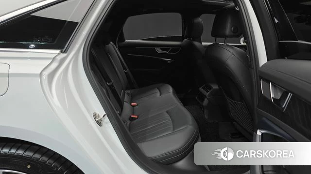 Audi A6 (C8) 2022 Белый из Кореи, фото 3