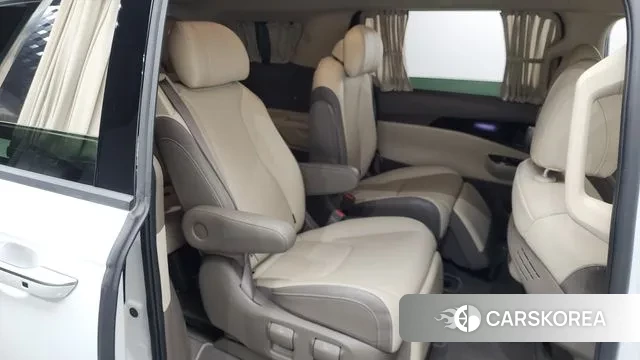 Kia Carnival 4th generation 2023 Белый из Кореи, фото 3