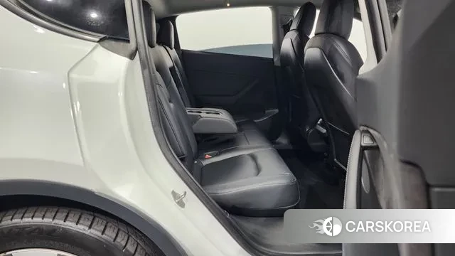 Tesla Model Y 2021 Белый из Кореи, фото 3