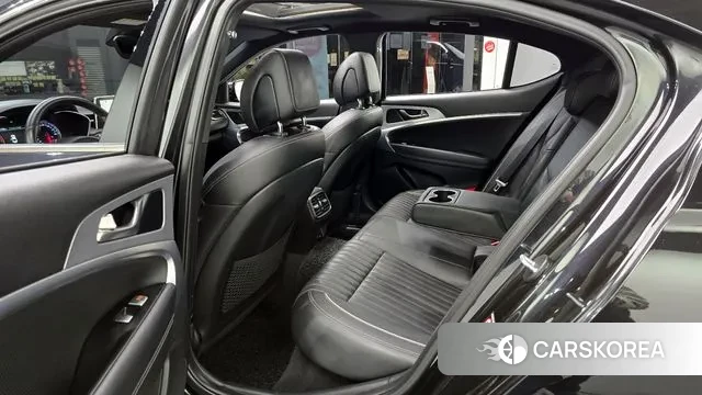 Genesis G70 2019 Черный из Кореи, фото 3